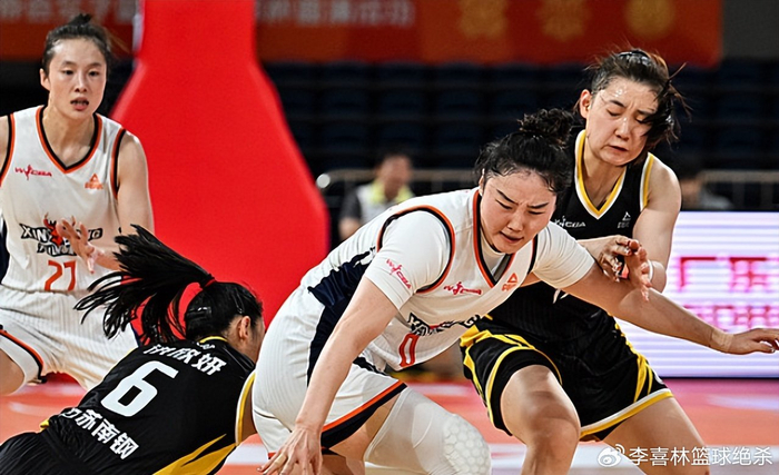31岁武桐桐全明星砍下24+6+8，宫鲁鸣能否借她强化